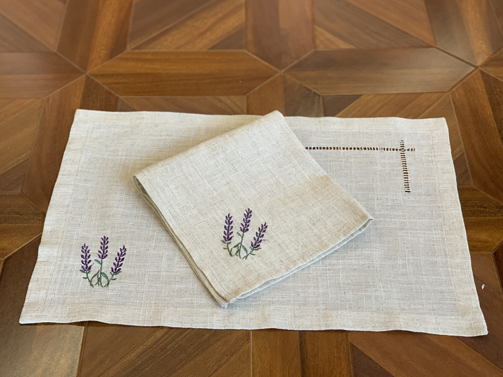 Monogrammed Handkerchief - 헴스티치 냅킨/플레이스매트 프로방스, 프랑스, 라벤더 내추럴
